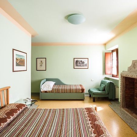 Locanda Da Ciacci Petriano Extérieur photo