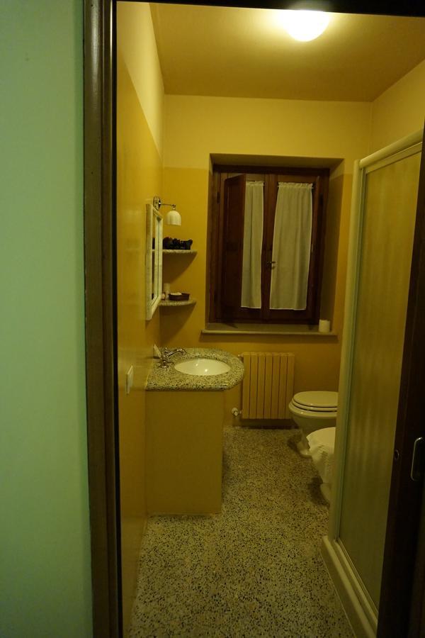 Locanda Da Ciacci Petriano Extérieur photo