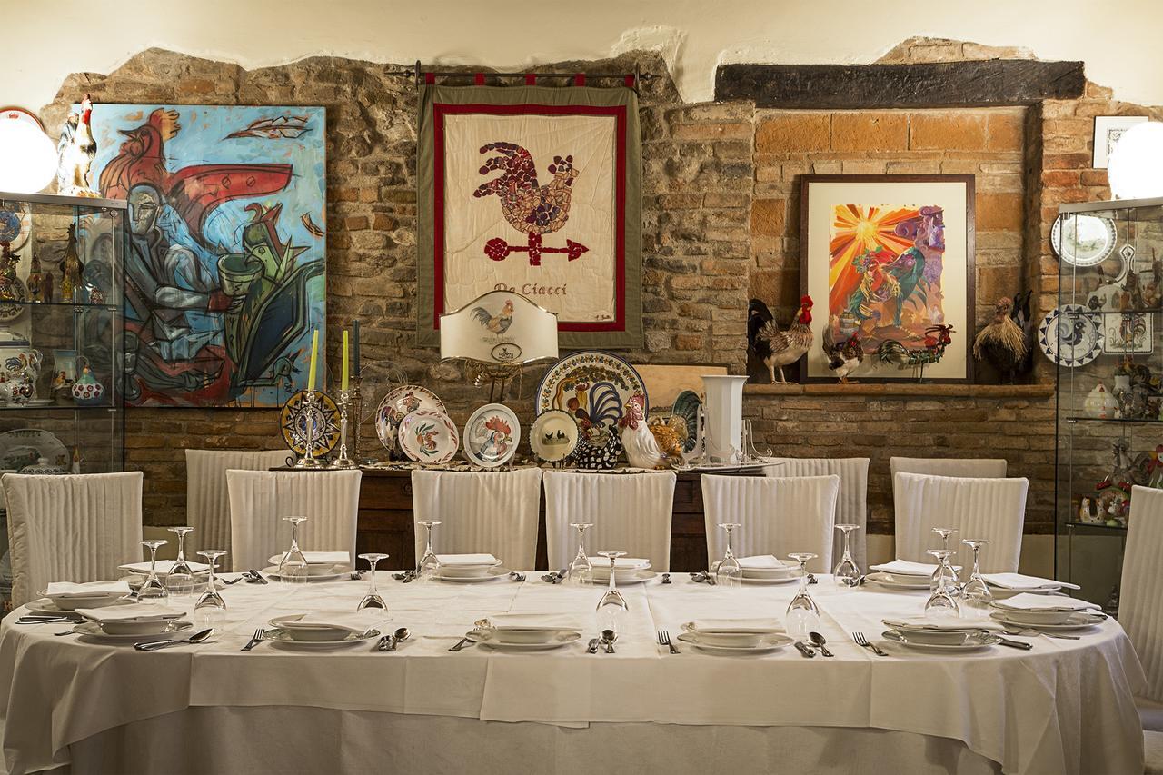 Locanda Da Ciacci Petriano Extérieur photo