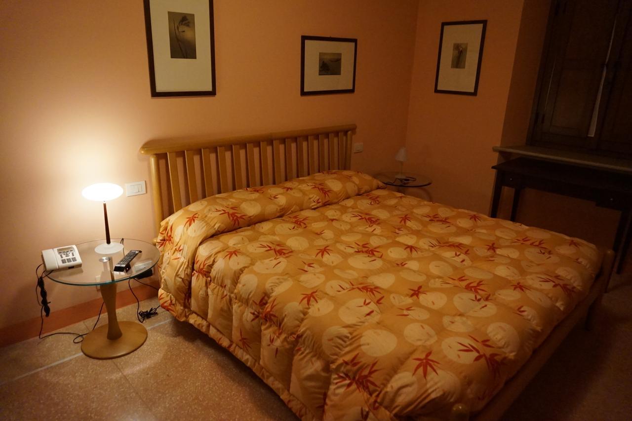 Locanda Da Ciacci Petriano Extérieur photo