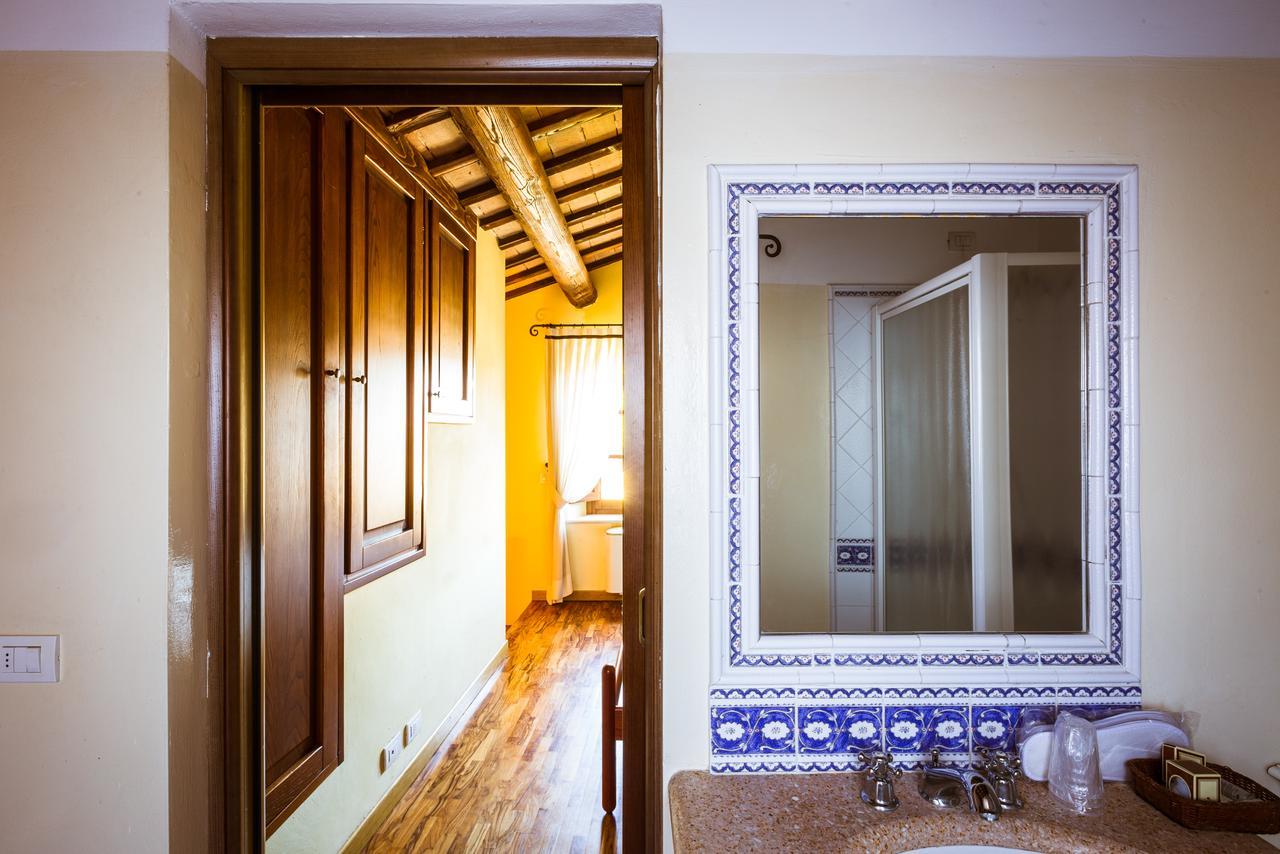 Locanda Da Ciacci Petriano Extérieur photo